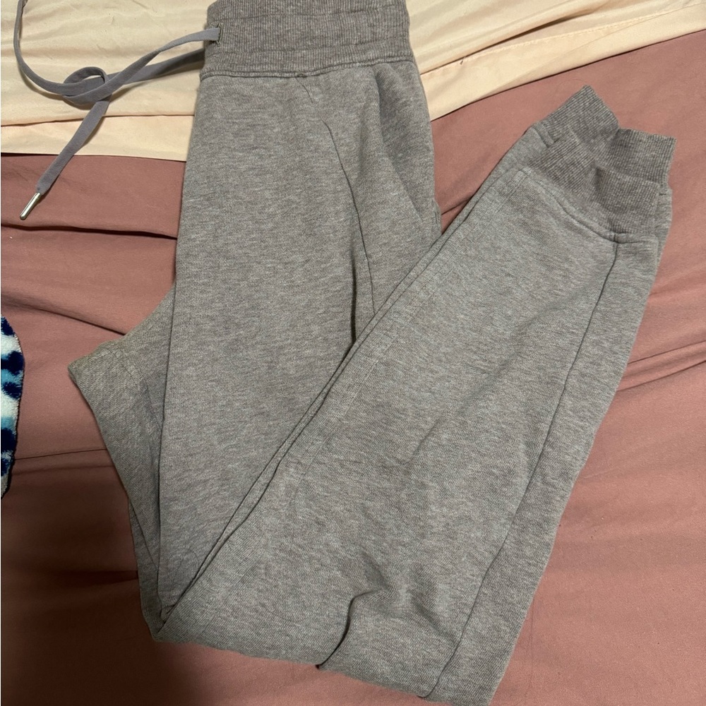 Light plum lulu scuba sweats